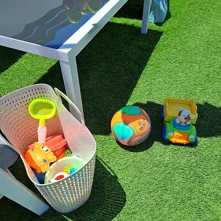 Serenity Pearl At The Sea *