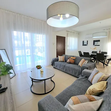 Villa Serenity Pearl At The Sea