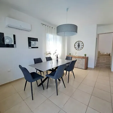 Serenity Pearl At The Sea Villa Protaras