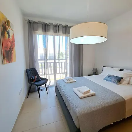 Serenity Pearl At The Sea