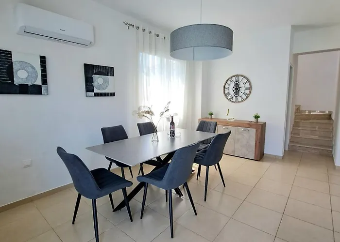 Serenity Pearl At The Sea Villa Protaras