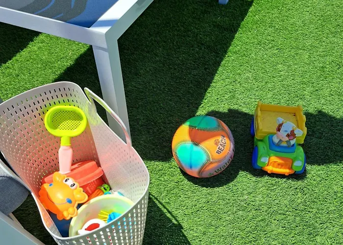 Serenity Pearl At The Sea *