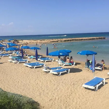 Villa Gray Pearl At The Sea *