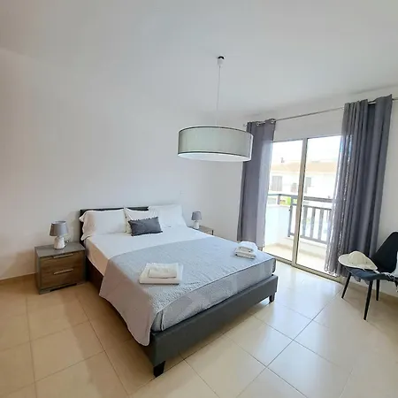 Gray Pearl At The Sea Villa *