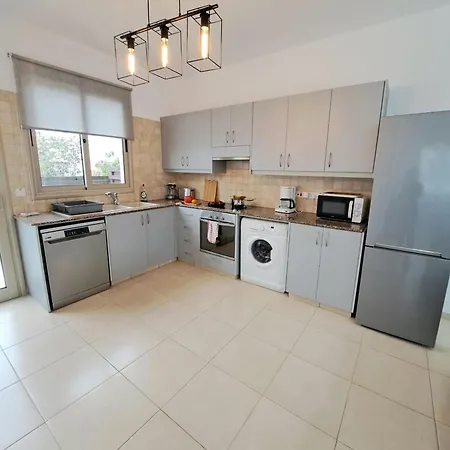 Villa Gray Pearl At The Sea Protaras