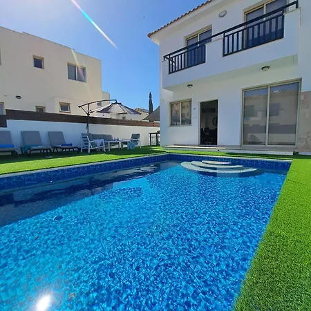 Serenity Pearl At The Sea 빌라