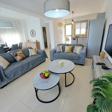 Villa Serenity Pearl At The Sea *