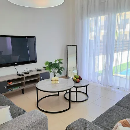 Serenity Pearl At The Sea Villa
